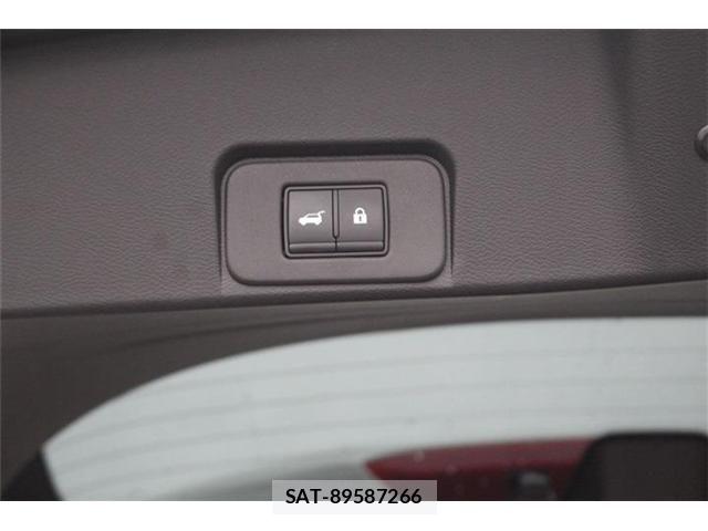Nissan X-TRAIL HYBRID 2022-08 7731099-3