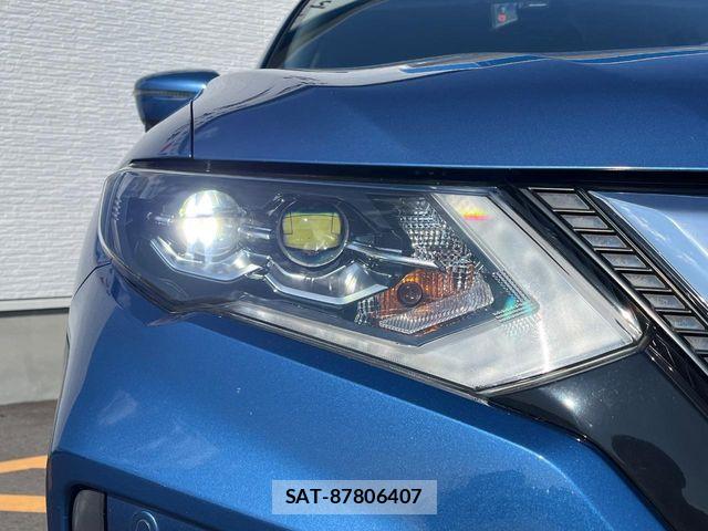 Nissan X-TRAIL HYBRID 2017-06 7731104-11