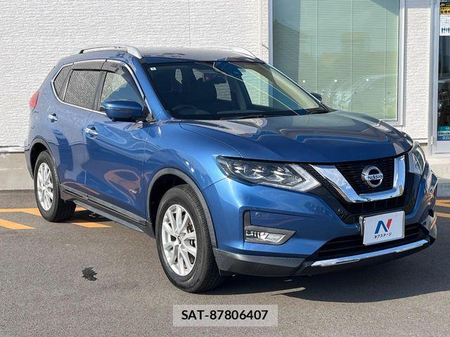 Nissan X-TRAIL HYBRID 2017-06 7731104-15