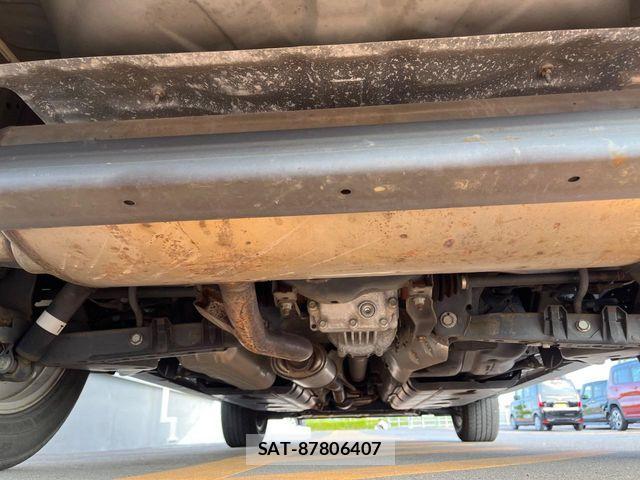 Nissan X-TRAIL HYBRID 2017-06 7731104-18