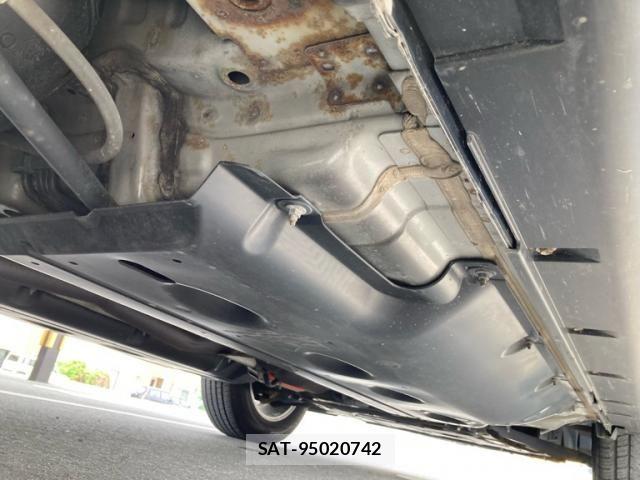 Nissan X-TRAIL HYBRID 2015-11 7731119-11