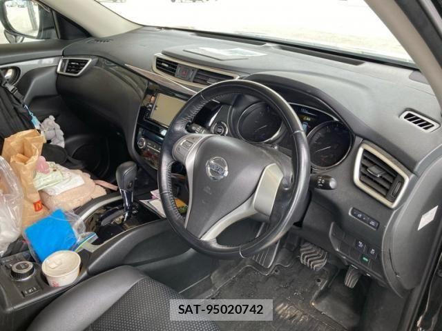 Nissan X-TRAIL HYBRID 2015-11 7731119-13