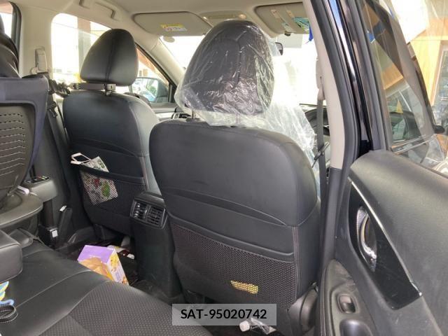 Nissan X-TRAIL HYBRID 2015-11 7731119-15