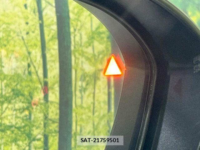 Nissan X-TRAIL HYBRID 2025-11 7731088-6