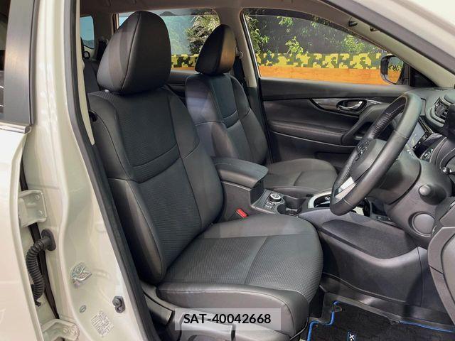 Nissan X-TRAIL HYBRID 2019-07 7790786-9
