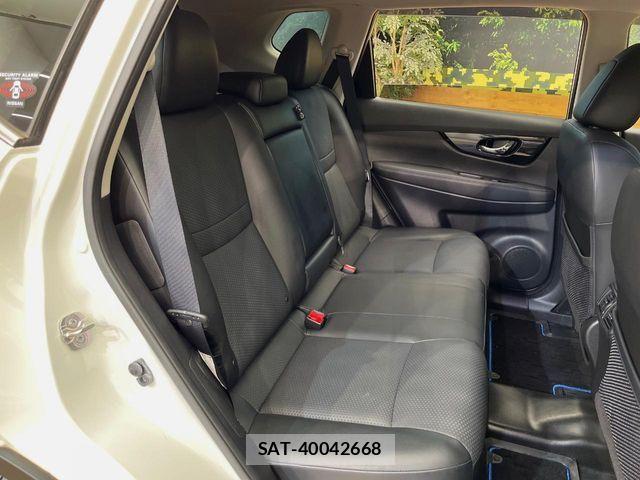 Nissan X-TRAIL HYBRID 2019-07 7790786-10
