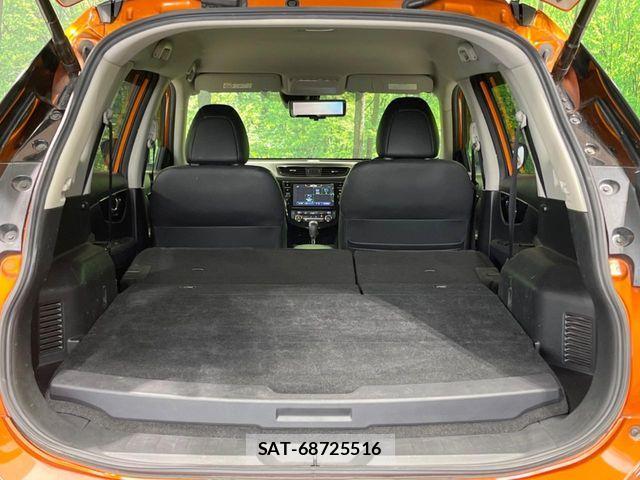 Nissan X-TRAIL HYBRID 2019-03 7790779-9