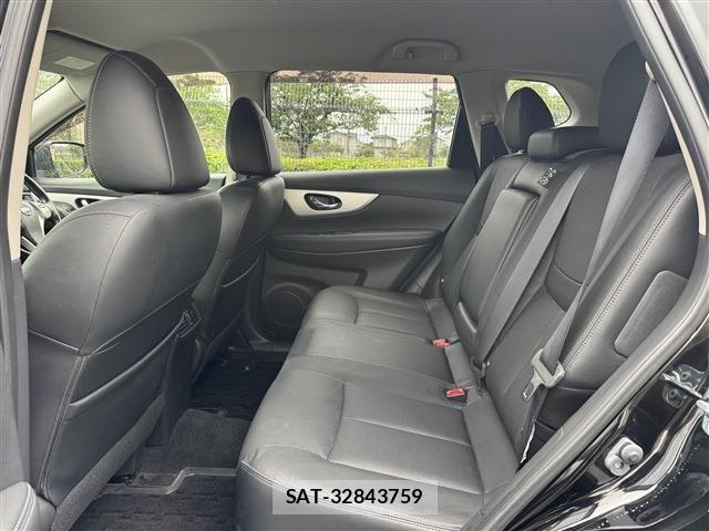 Nissan X-TRAIL HYBRID 2016-09 7790785-4