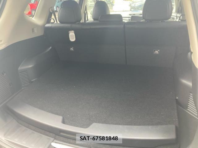 Nissan X-TRAIL HYBRID 2015-10 7790771-12
