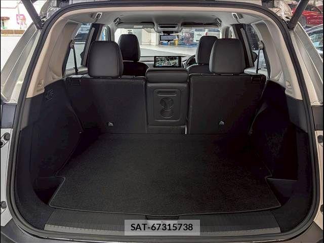 Nissan X-TRAIL HYBRID 2023-09 7790787-12