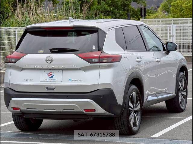 Nissan X-TRAIL HYBRID 2023-09 7790787-16