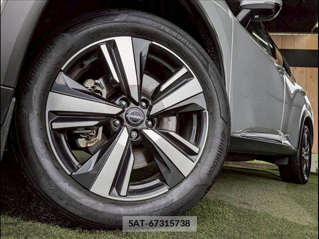 Nissan X-TRAIL HYBRID 2023-09 7790787-18