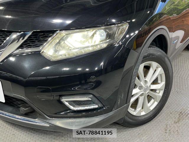 Nissan X-TRAIL HYBRID 2015-06 7790775-12