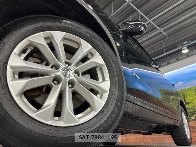 Nissan X-TRAIL HYBRID 2015-06 7790775-13