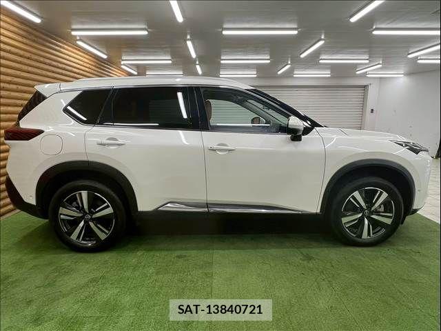 Nissan X-TRAIL HYBRID 2023-06 7790793-14
