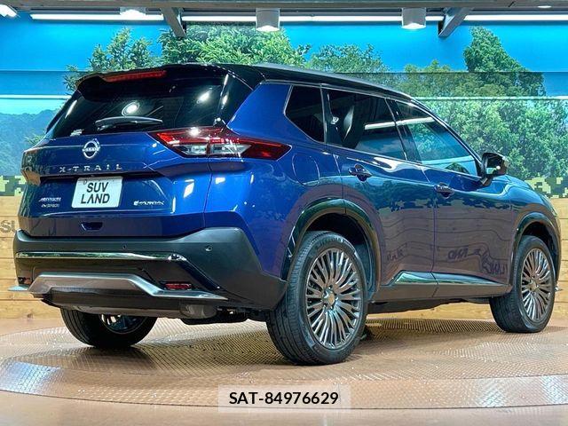 Nissan X-TRAIL HYBRID 2023-06 7880746-16