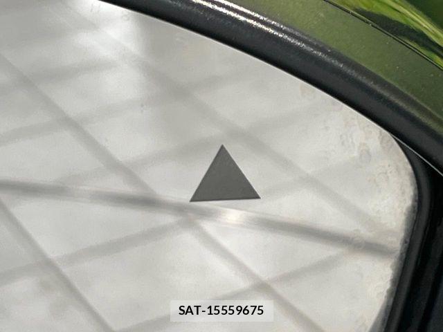 Nissan X-TRAIL HYBRID 2022-09 7880750-4