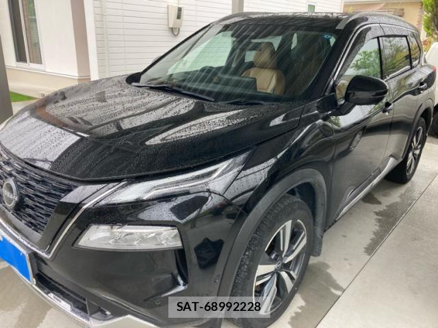 Nissan X-TRAIL HYBRID 2023-03 7880752-3
