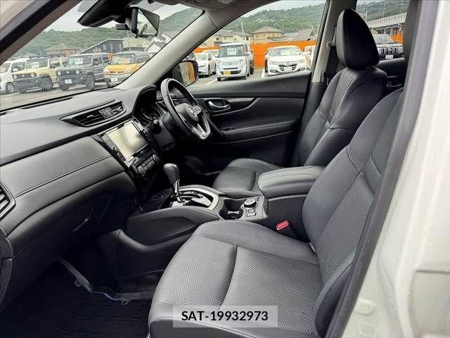 Nissan X-TRAIL HYBRID 2018-03 7880753-18