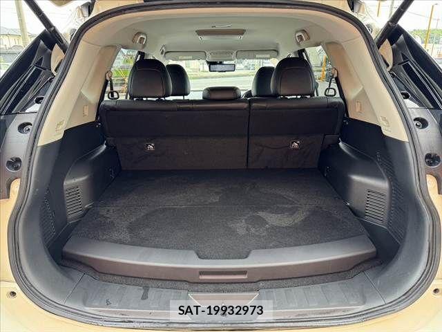 Nissan X-TRAIL HYBRID 2018-03 7880753-20