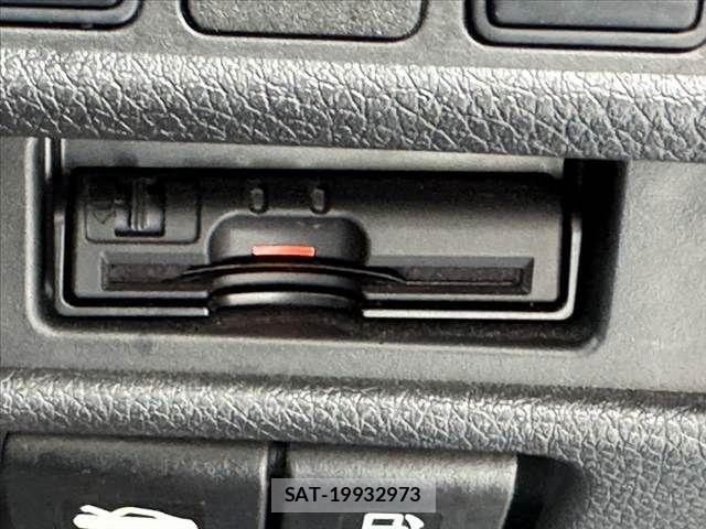 Nissan X-TRAIL HYBRID 2018-03 7880753-29