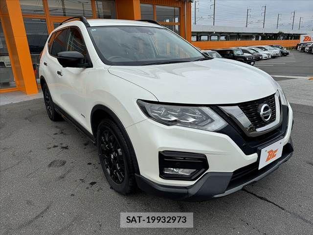 Nissan X-TRAIL HYBRID 2018-03 7880753-8