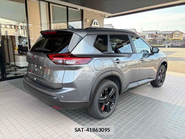 Nissan X-TRAIL HYBRID 2026-07 7880742-4