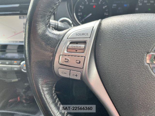 Nissan X-TRAIL HYBRID 2015-09 7880756-17