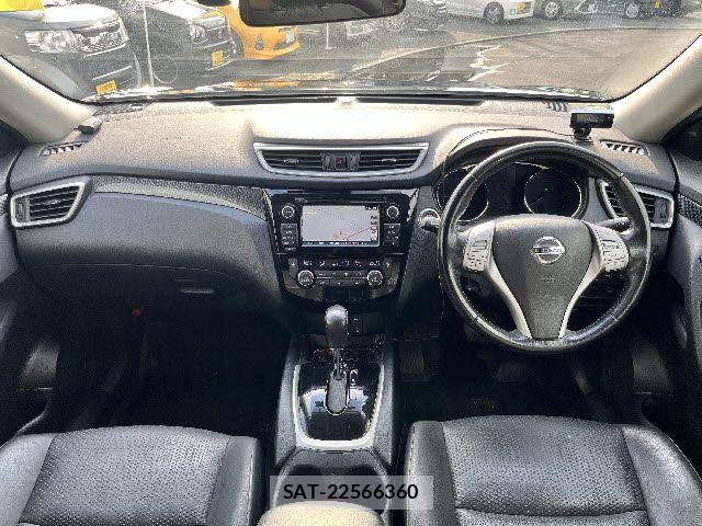 Nissan X-TRAIL HYBRID 2015-09 7880756-1