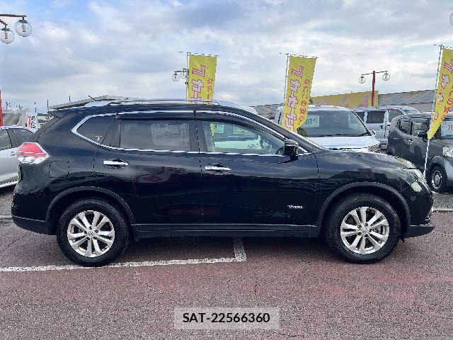 Nissan X-TRAIL HYBRID 2015-09 7880756-25