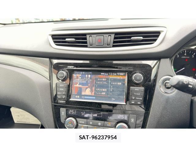 Nissan X-TRAIL HYBRID 2015-06 7903691-19