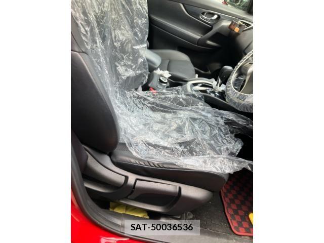 Nissan X-TRAIL HYBRID 2017-02 7903689-15