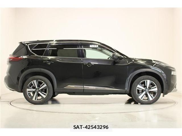 Nissan X-TRAIL HYBRID 2023-09 7903686-12