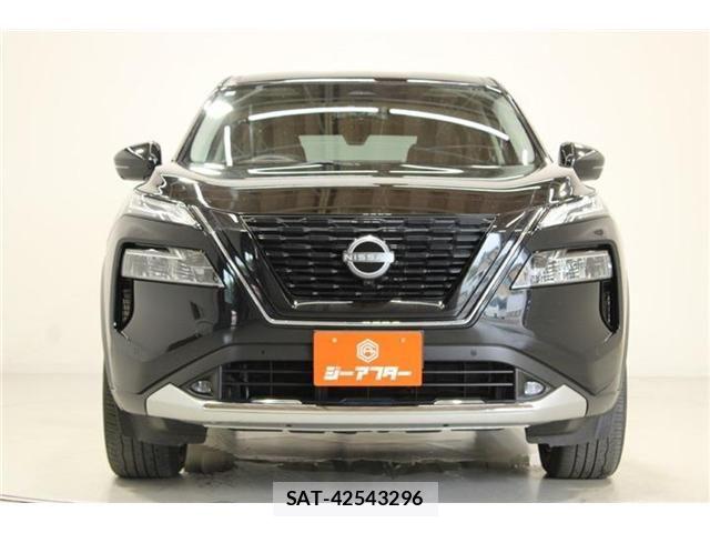 Nissan X-TRAIL HYBRID 2023-09 7903686-6