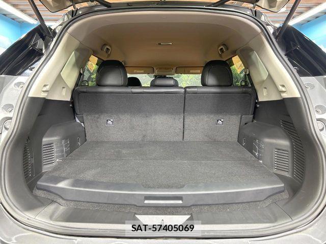 Nissan X-TRAIL HYBRID 2016-02 7964531-9