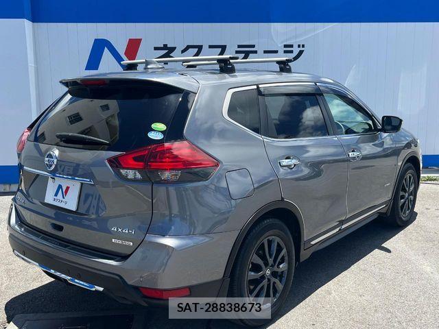 Nissan X-TRAIL HYBRID 2021-03 7964529-17