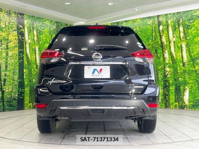 Nissan X-TRAIL HYBRID 2018-07 7964530-14