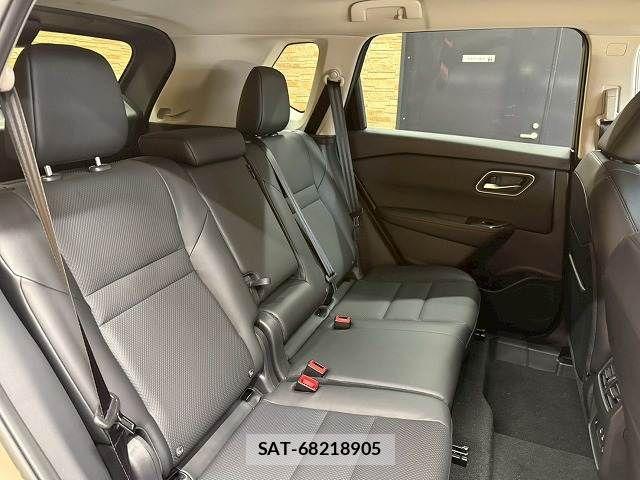 Nissan X-TRAIL HYBRID 2026-06 7964520-5