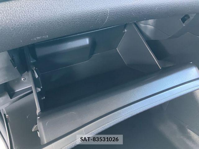 Nissan X-TRAIL HYBRID 2021-03 7981678-12