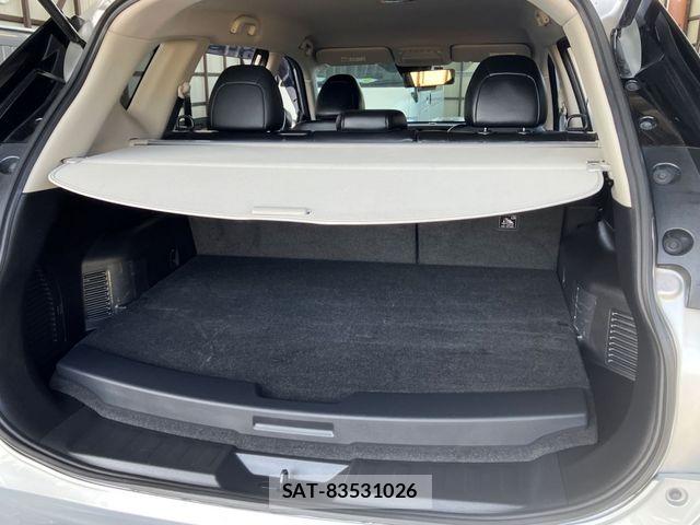Nissan X-TRAIL HYBRID 2021-03 7981678-16