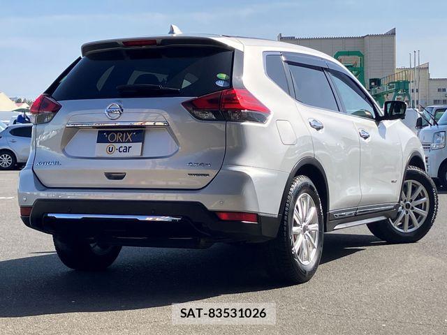 Nissan X-TRAIL HYBRID 2021-03 7981678-2