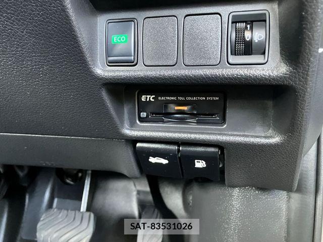 Nissan X-TRAIL HYBRID 2021-03 7981678-8