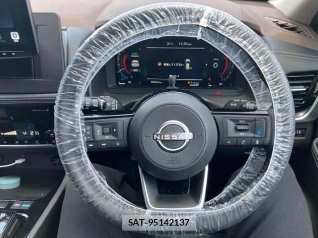 Nissan X-TRAIL HYBRID 2023-07 7981674-13