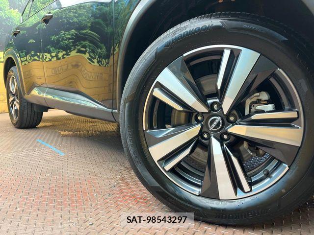 Nissan X-TRAIL HYBRID 2023-11 7981669-12