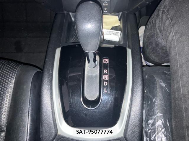 Nissan X-TRAIL HYBRID 2016-02 7981677-26