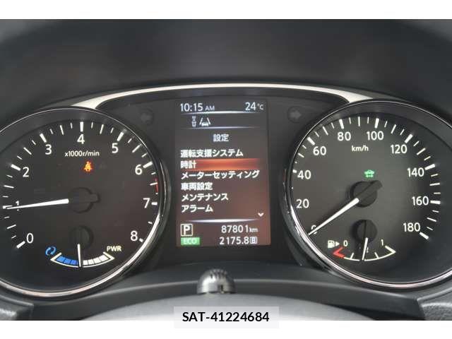 Nissan X-TRAIL HYBRID 2016-08 8039436-11