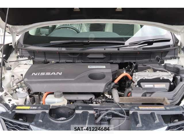 Nissan X-TRAIL HYBRID 2016-08 8039436-14