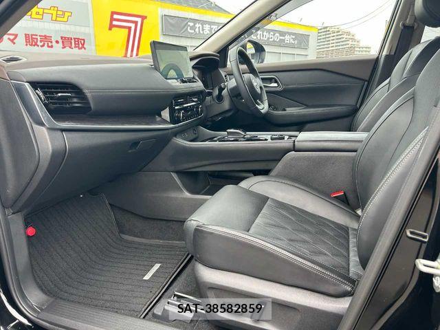 Nissan X-TRAIL HYBRID 2025-03 8039421-28