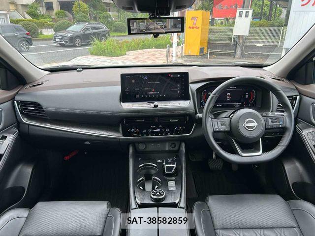 Nissan X-TRAIL HYBRID 2025-03 8039421-2