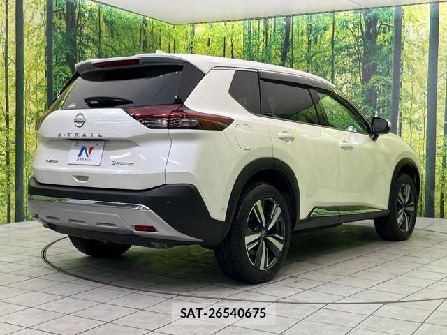 Nissan X-TRAIL HYBRID 2023-01 8039423-16